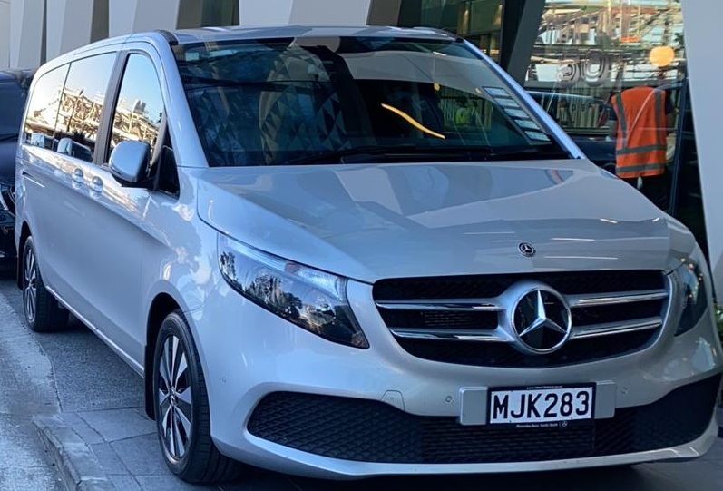 Ride in Comfort in Mercedes Benz 8 seater V Class