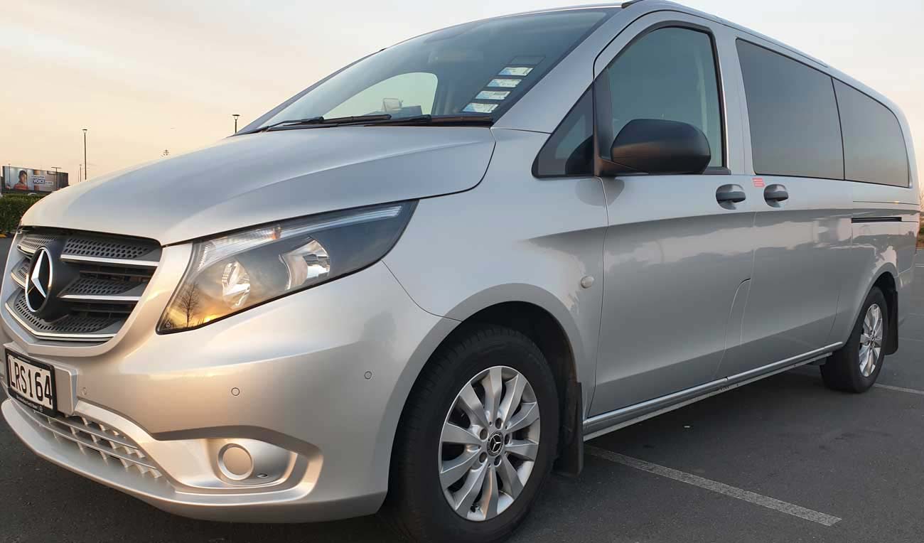 Booking-an-Auckland-Airport-Shuttle-Is-Easier-Than-You-Think